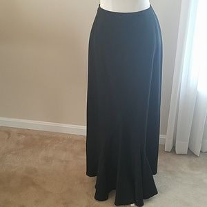 Petite 8 Dana Buchman long skirt